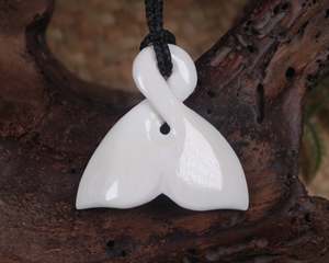 NZ Bone Small Whale Tail Pendant (AZ284)