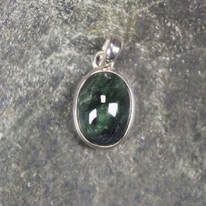 NZ Greenstone Small Sterling Silver Pendant (BM579) Kawakawa Pounamu