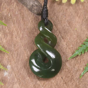 NZ Greenstone Small Twist Pendant (BW052) Kawakawa Pounamu