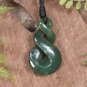 NZ Greenstone Small Twist Pendant (BW026) Kawakawa Pounamu