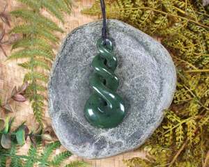 NZ GREENSTONE LARGE TWIST PENDANT (R992) HAPOPO POUNAMU