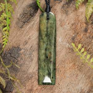 NZ Greenstone Medium Freeform Toki Pendant (BT684) Rimu Pounamu
