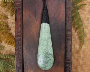 NZ Greenstone Large Roimata Pendant (BM827) Inanga Pounamu
