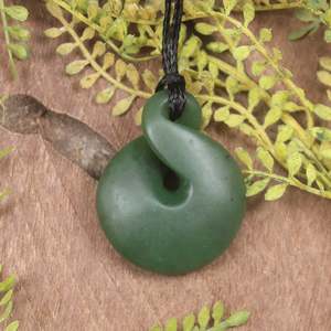 NZ Greenstone Small Twist Pendant (BX085) Hapopo Pounamu