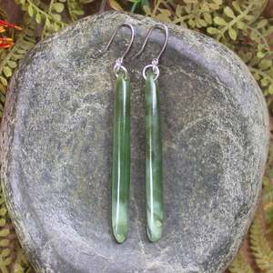 NZ Greenstone Medium Roimata Earrings (BX035) Hapopo Pounamu