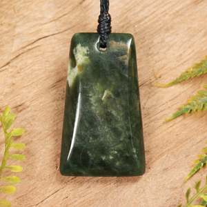 NZ Greenstone Small Toki Pendant (BT745) Rimu Pounamu