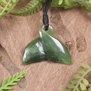 NZ Greenstone Small Whale Tail Pendant (BX009) Hapopo Pounamu