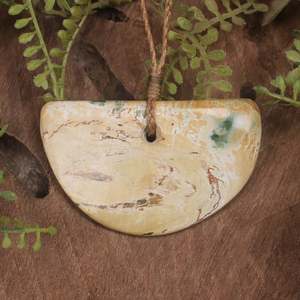 NZ Greenstone Medium Kōuma Breastplate Pendant (BX580) Flower Jade Pounamu