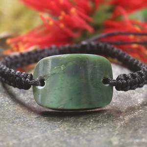 NZ Greenstone Adjustable Cord Bracelet (BX365) Kawakawa Pounamu