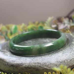 NZ Greenstone Bangle 66mm (BT577) Kawakawa Pounamu