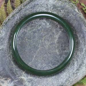 NZ Greenstone Bangle 58mm (BT562) Kawakawa Pounamu