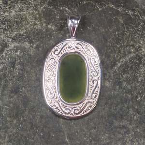 NZ Greenstone Sterling Silver Medium Twist Pendant (BW790) Hapopo Pounamu