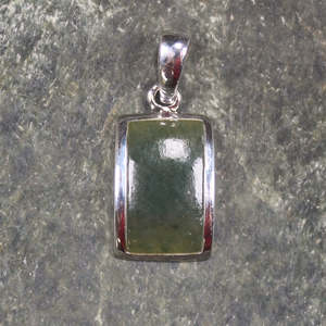 NZ Greenstone Sterling Silver Small Pendant (BW748) Rimu Pounamu