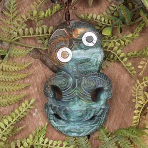 NZ Obay Stone XLarge Hei Tiki Pendant (BX064)