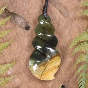 NZ Greenstone Medium Twist Pendant (BM930) Flower Jade Pounamu