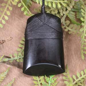 Blue Tigers Eye Medium Toki Pendant (BX270)