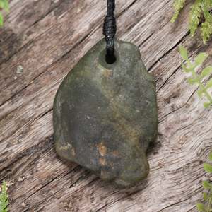 NZ Greenstone Small Freeform Pendant (BT803) Rimu Pounamu