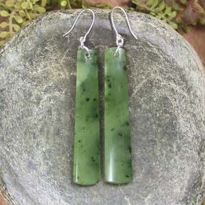 NZ Greenstone Medium Roimata Earrings (BX378) Hapopo Pounamu