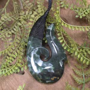 NZ Greenstone Large Hei Matau Pendant (CA542) Rimu Pounamu