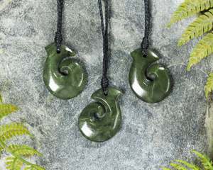 NZ Greenstone XSmall Hei Matau Pendant (BN160) Hapopo Pounamu