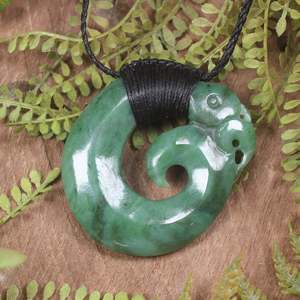 NZ Greenstone Large Koropepe Pendant (CA413) Inanga Pounamu