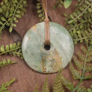 NZ Greenstone Medium Porowhita Pendant (BX761) Hapopo Pounamu