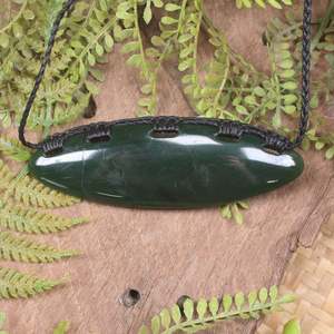 NZ Greenstone Large Kōuma Breastplate Pendant (BM710) Kawakawa Pounamu
