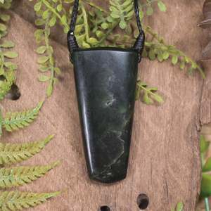 NZ Greenstone Medium Freeform Pendant (BX397) Kawakawa Pounamu
