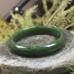 NZ Greenstone Bangle 60mm (BT557) Kawakawa Pounamu