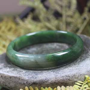 NZ Greenstone Bangle 68mm (BT578) Kawakawa Pounamu