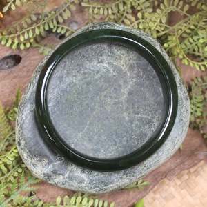 NZ Greenstone Bangle 75mm (BT080) Kawakawa Pounamu