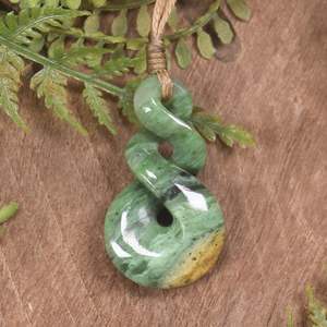 NZ Greenstone Small Twist Pendant (CA016) Flower Jade Pounamu