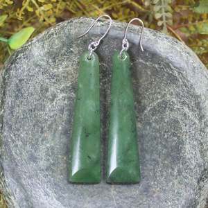 Earrings: NZ Greenstone Medium Toki Earrings (CA268) Hapopo Pounamu