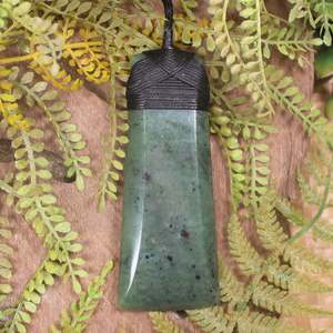 NZ Greenstone Large Toki Pendant (CA047) Hapopo Pounamu