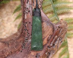 NZ Greenstone Small Toki Pendant (AW396) Hapopo Pounamu