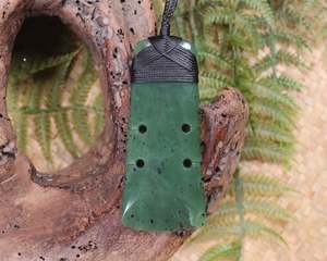 NZ Greenstone Large Toki Pendant (AT079) Hapopo Pounamu