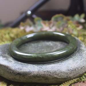 NZ Greenstone Bangle 65mm (CA223) Rimu Pounamu
