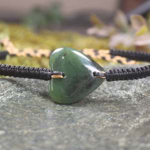 NZ Greenstone Adjustable Cord Heart Bracelet (CA246) Hapopo Pounamu