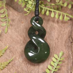 NZ Greenstone Small Twist Pendant (BT315) Rimu Pounamu