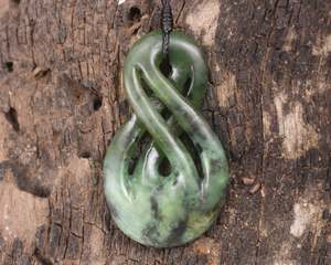 NZ Greenstone Large Twist Pendant (BK812) Rimu Pounamu