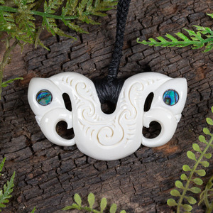 Bone Medium Breastplate Pekapeka Pendant (CA804)