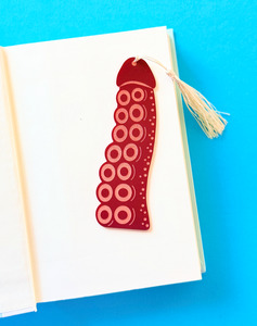 Accessories: Maroon Coctopus Cockmark | Bookmark