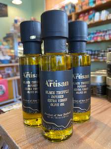 Pantry: Black Truffle Infused Oil