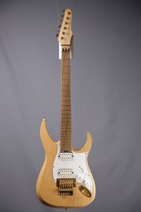 Electric Guitars: Miracle – Nero Custom Electric Guitar