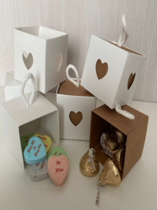 Wedding Table Favours - Heart Box