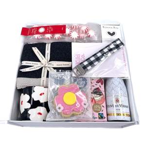 The Hamper Bar: You Are Gorgeous