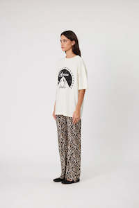 REMAIN Studios Tee | Bone