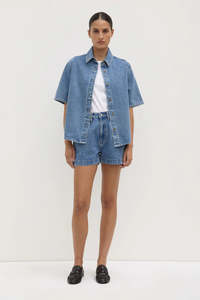 ASSEMBLY LABEL Boxy Denim Short Sleeve Shirt | Dark Stone