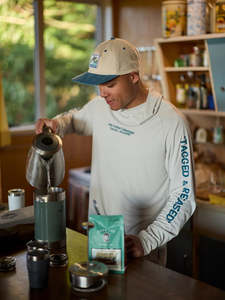 J.A.F Tagged and Released Cap | Off White/Navy