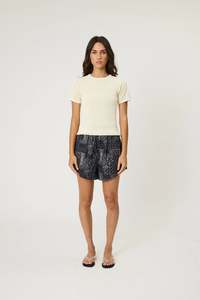 Remain: REMAIN Ayla Tee | Bone